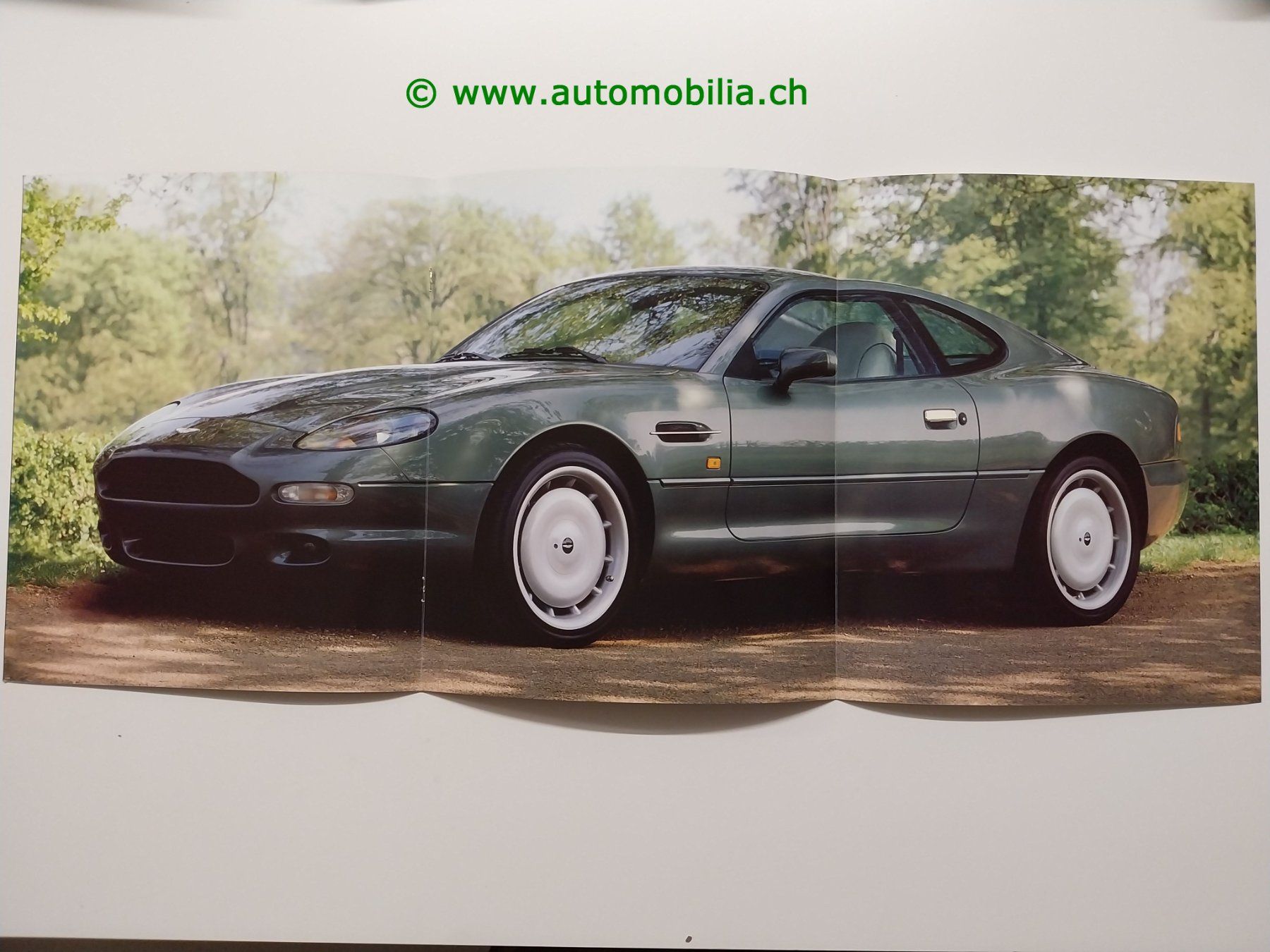 Aston Martin Dokumente: Aston Martin DB7 Prospekt englisch – Gebraucht aus Weingarten-Kalth von Bettelbruenneli 2