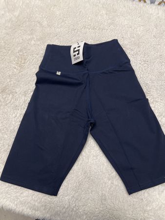 Short Stroida bleu marine, taille L, neuf