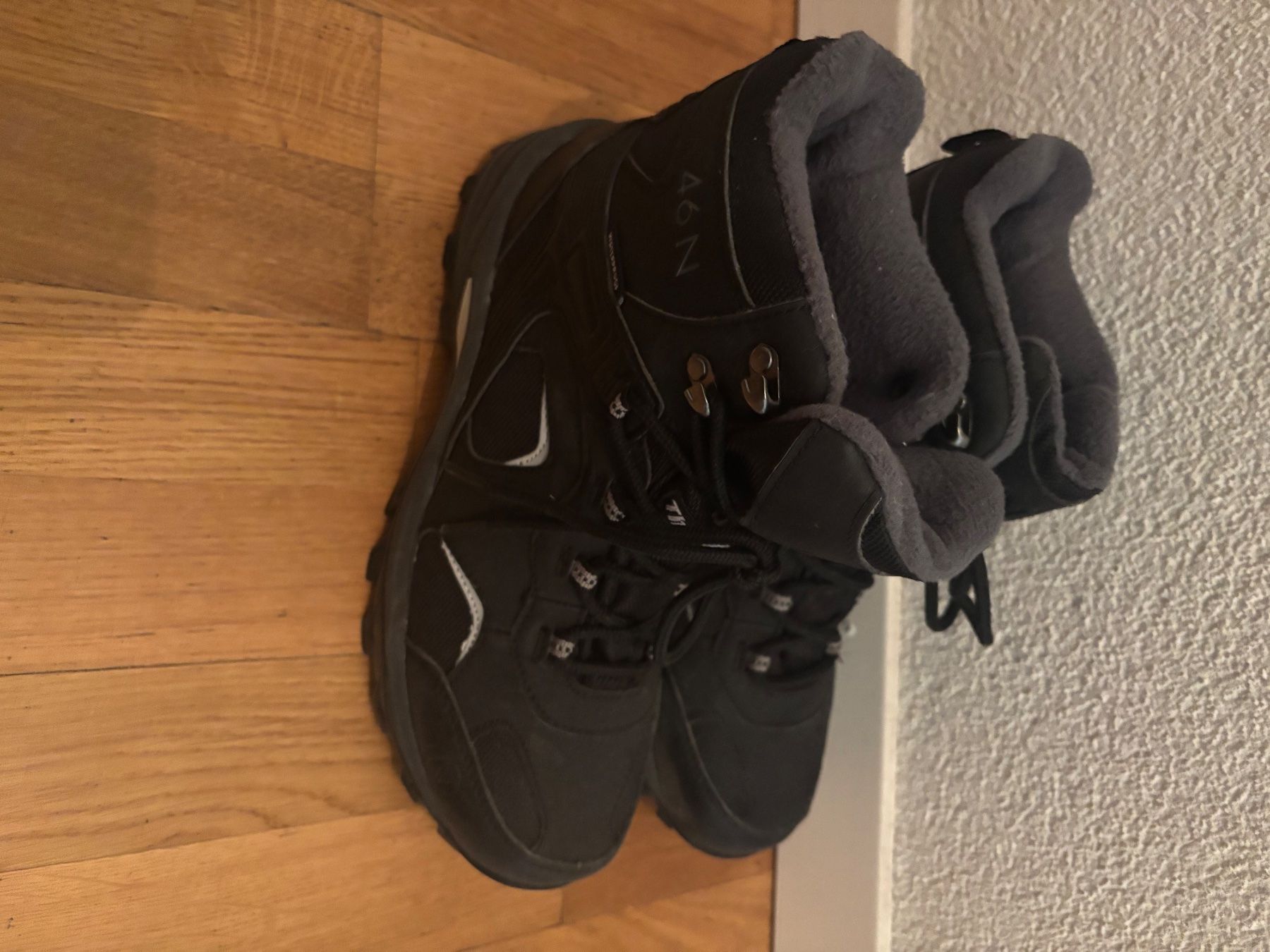 46 Nord Scarpe da donna: Wanderschuhe 46Nord – Usato da Bern venduto da Iuliia_novova 1
