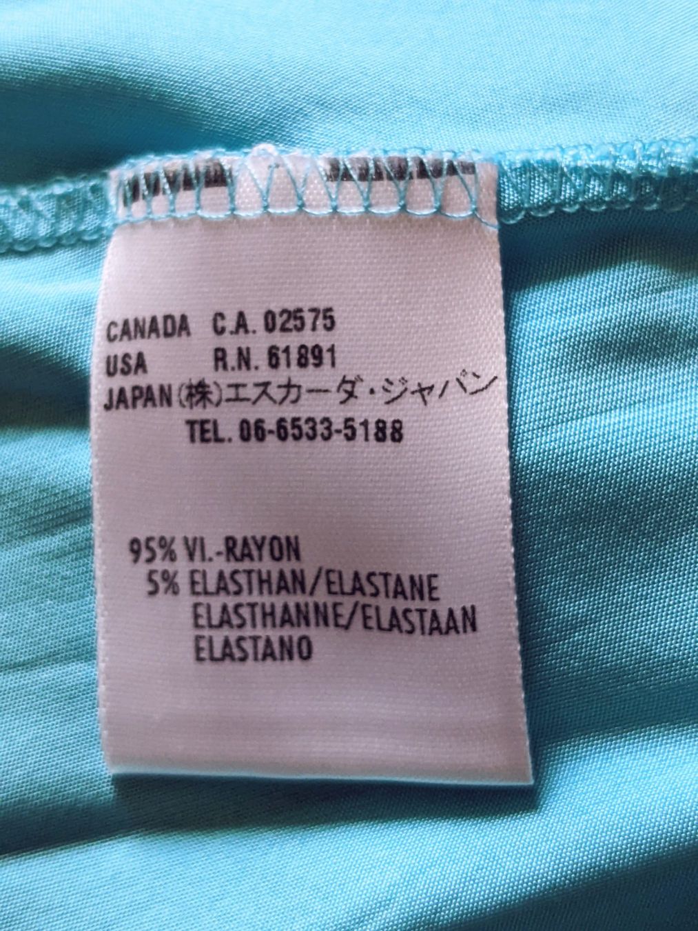 Escada Tops: ESCADA : Fluide top drapé turquoise 36 – Neuf (Voir description) à Petit-Lancy par lilycerise 7