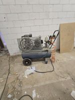 Compresseur d'air robuste - idéal bricolage - à saisir!