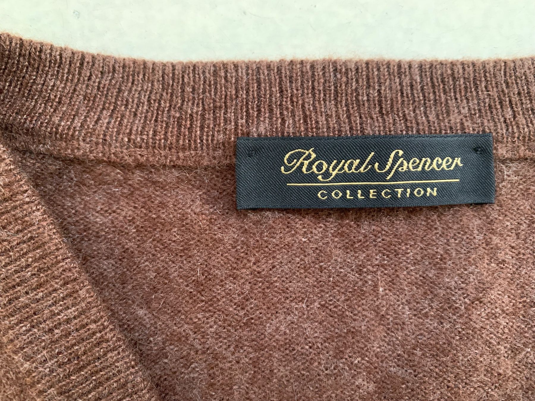 Maglioni & Felpe: Pullover Herren braun V-Ausschnitt Gr. XL – Usato da Wettswil venduto da cipollina71 3