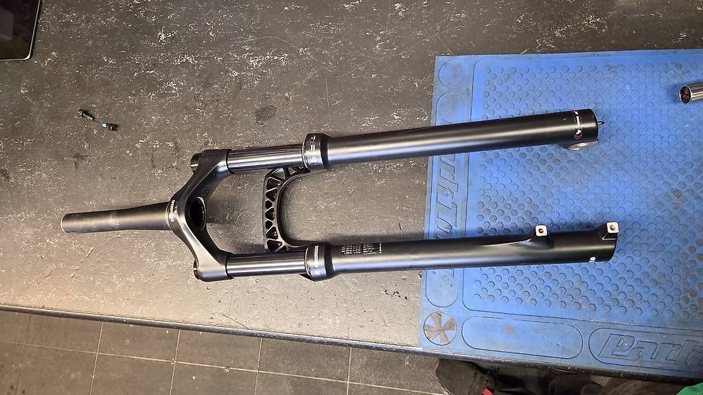 Rockshox Pezzi di ricambio: Rock Show Judy Vedergabel – Usato da Ehrikon venduto da noa_vyp5 1