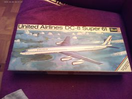 Modellflugzeug Revell DC-8 Super 61 1/144 (UNGEBRAUCHT)