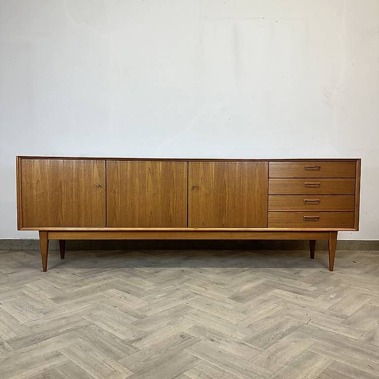 Cassettiere: Mid Century dänisches teak Sideboard – Usato da basel venduto da vintory.ch