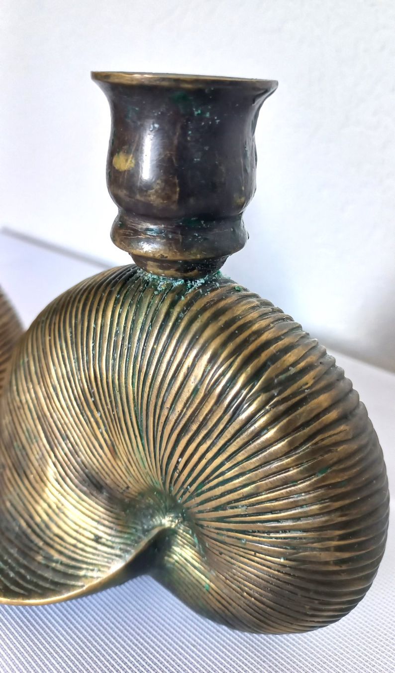 Portacandele: Antike Kerzenständer Nautilusmuschel 2er Set, Messing – Usato da Bévilard venduto da Orscha 4