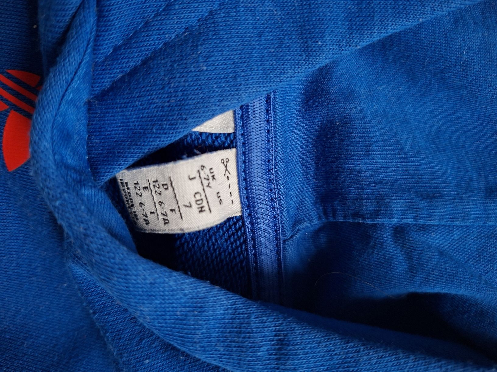 Kleiderpakete & -sets: lot de pull 5-6 ans  – Gebraucht aus Chavannes-de-Bogis von senator635 5