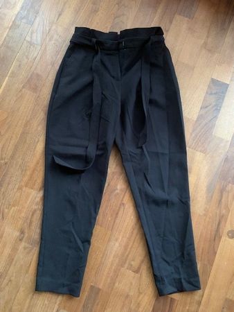 tolle Sommerhosen in schwarz, Grösse 34