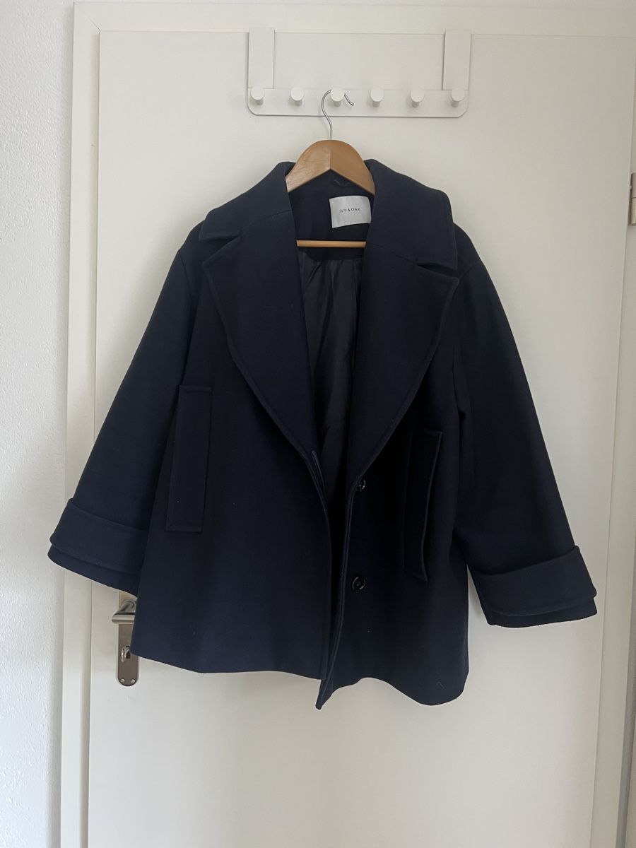 Cappotti: Ivy & Oak Kurzmantel – Usato da Zürich venduto da hannah.liaaa 3