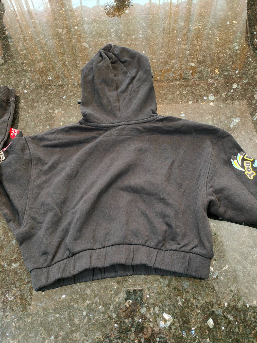 H&M Pulls et sweat-shirts: Hoody – D'occasion à Zürich par Mumpfi9 1