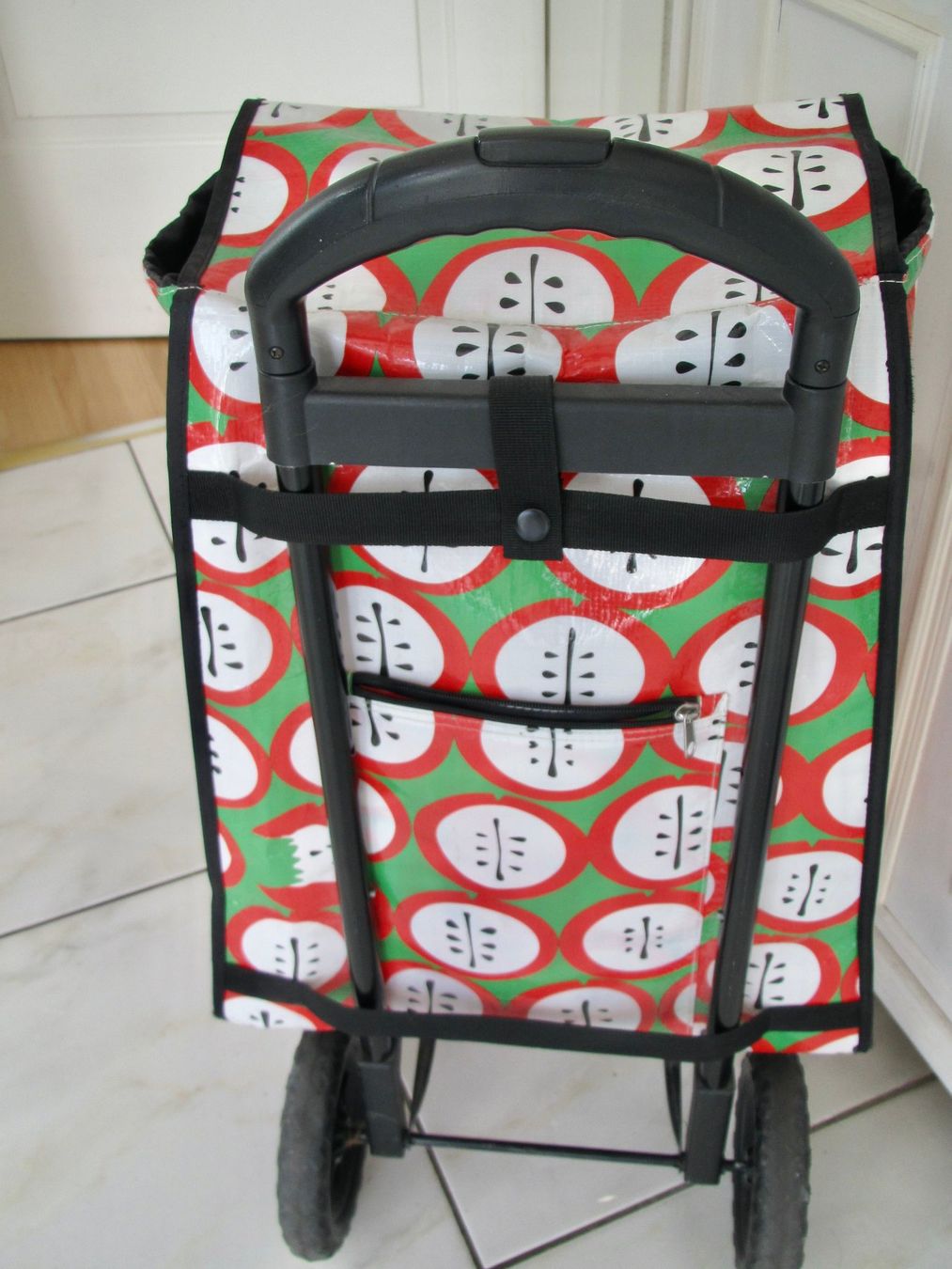 Ikea Altro per la casa: TROLLEY OU CHARRIOT POUR COMMISSIONS IKEAFAMILY – Usato da Murten venduto da Selliot 2
