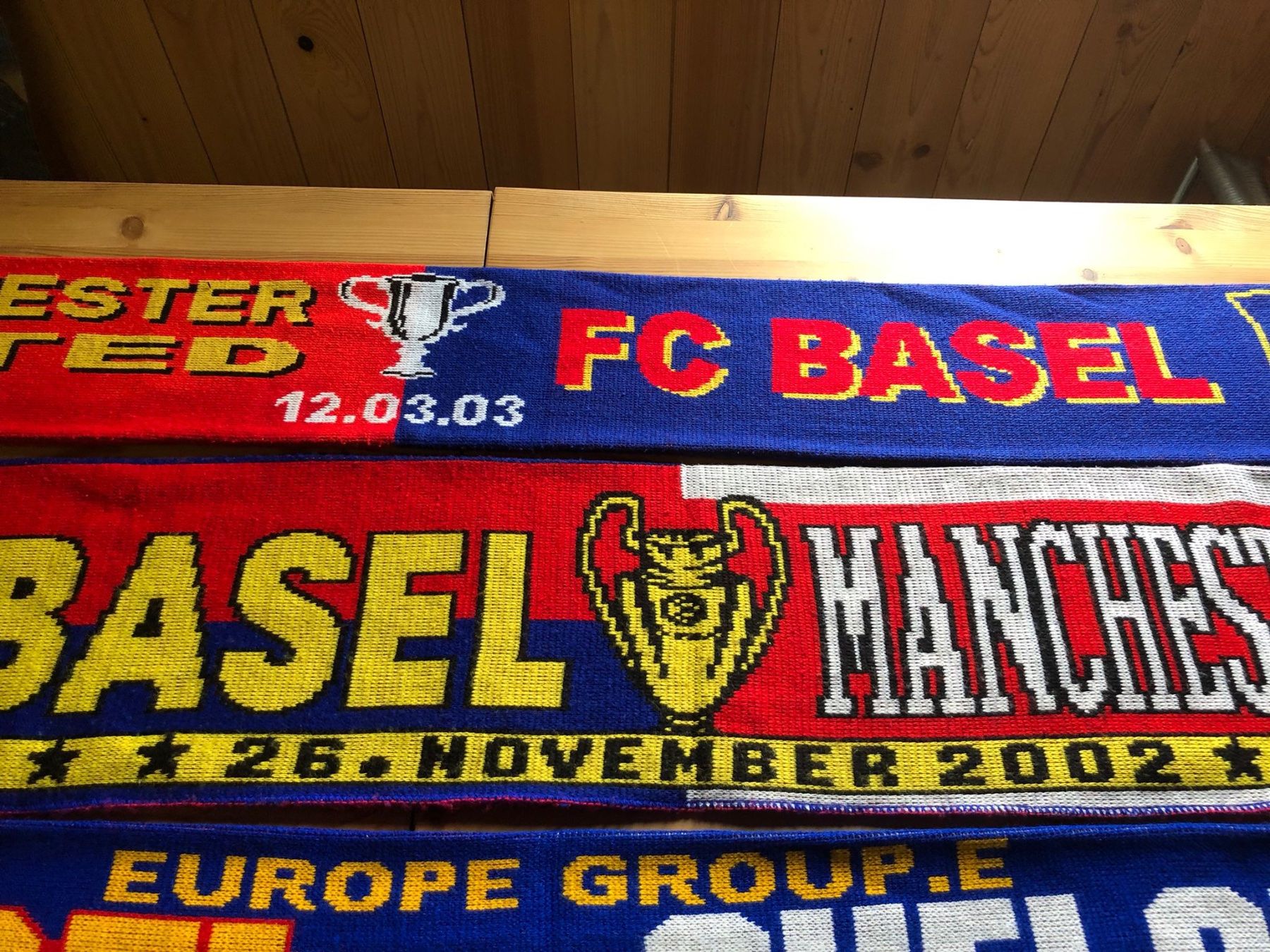 Riviste & Magazine: 3x FC Basel Match-Schal – Usato da Röschenz venduto da Tashroal 1