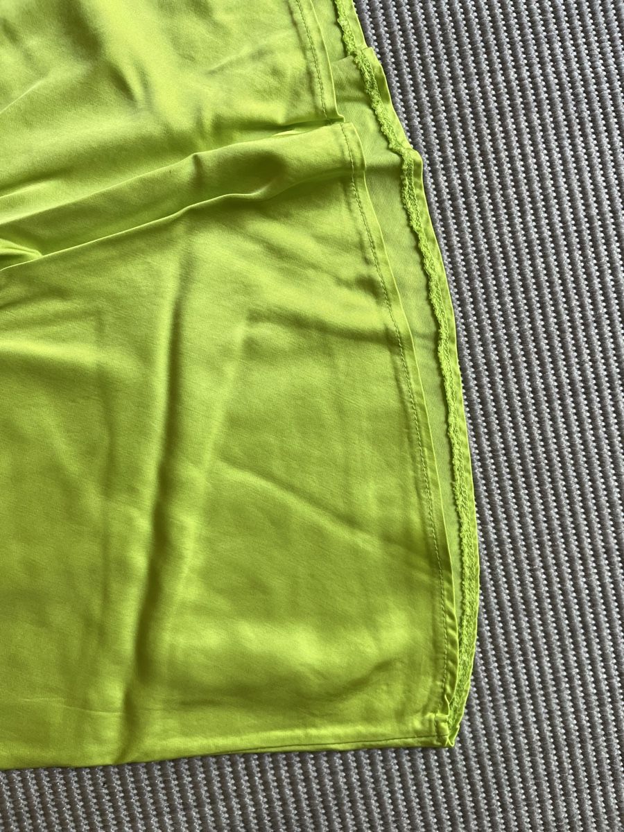 Gonne: Jupe longue verte en satin, Taille S – Usato da Hauterive NE venduto da Lipal 3