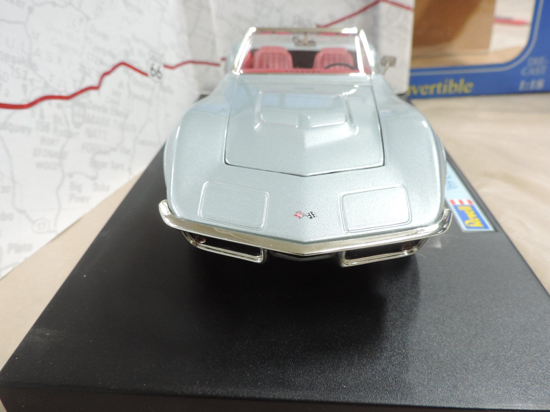 Revell Modellini d'auto: 1969 Chevrolet Corvette convertible – Usato da Epautheyres venduto da LordSkull 3