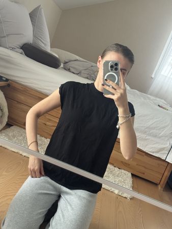 Nike Black Top, Perfect Condition