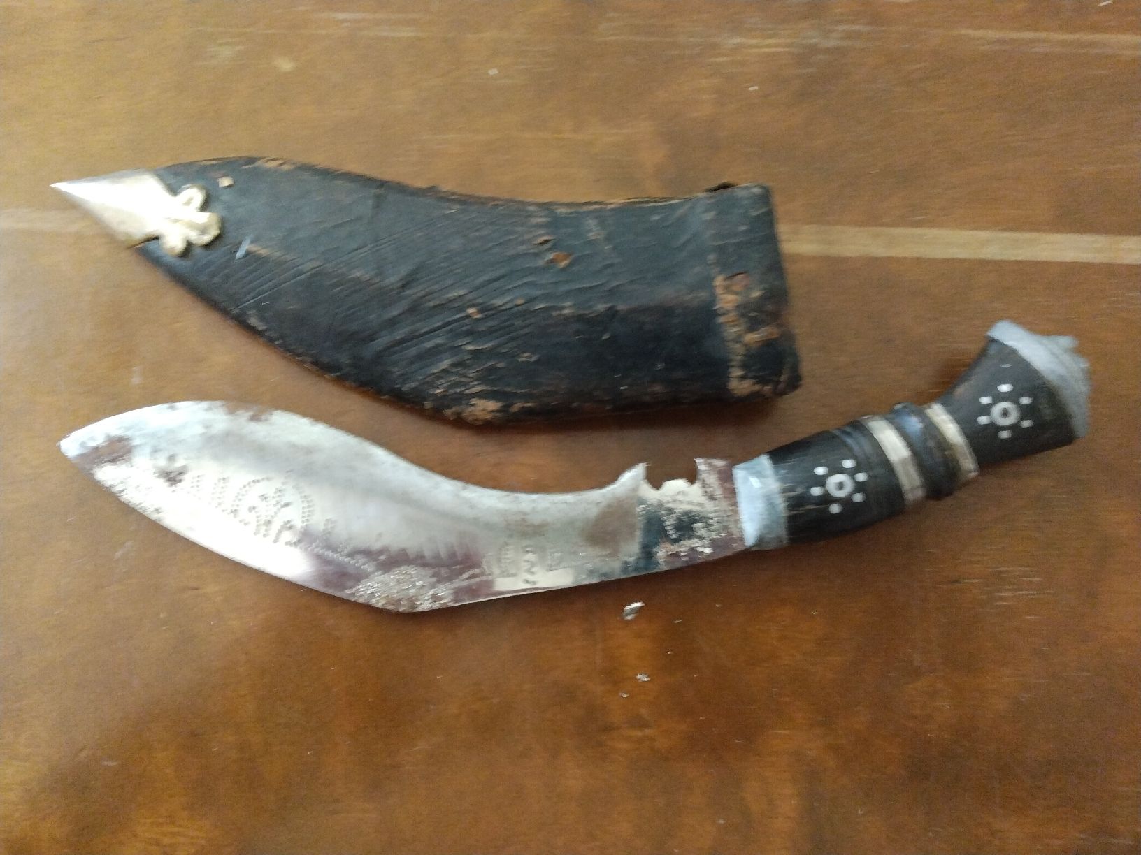 Besteck: Vintage Kukri Messer mit Scheide, Handarbeit, Nepal – Gebraucht aus Willisau von dan_qdp9