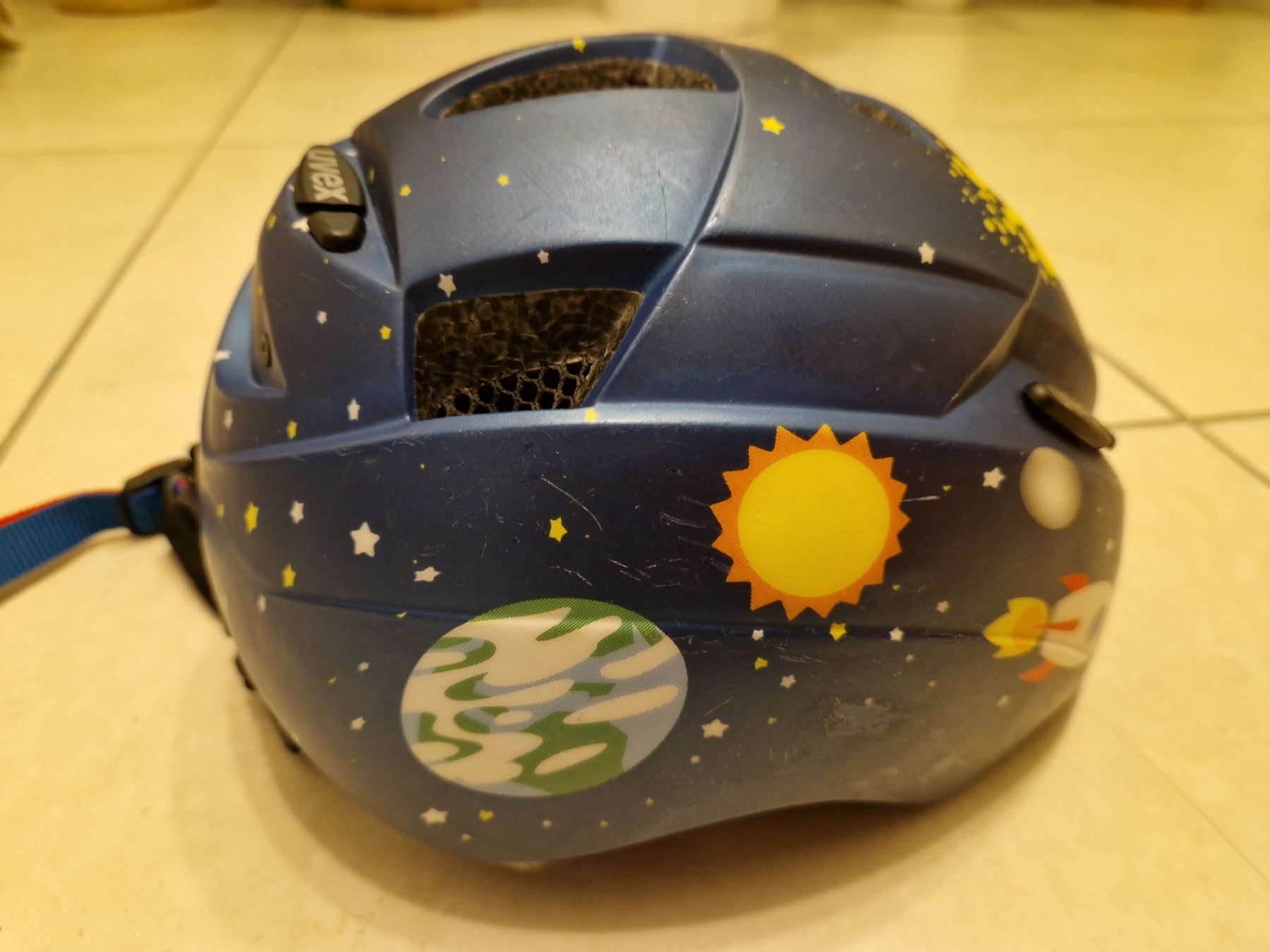 Uvex Caschi: Casque vélo pour enfant UVEX – Usato da Villars-sur-Glâne venduto da Agnie80 3