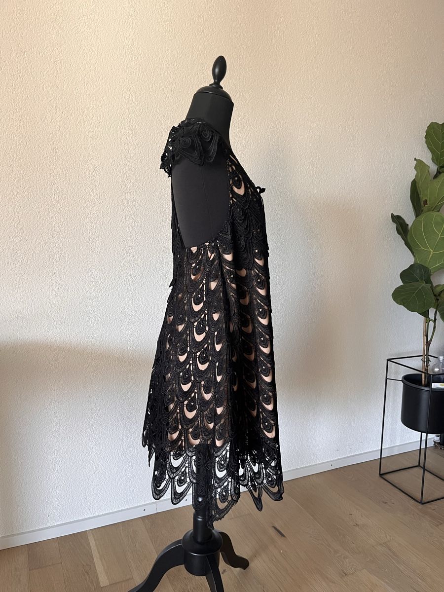 Robes: Kleid gr. M/L Spitze schwarz – D'occasion à Rüthi (Rheintal) par Yulia_T 2