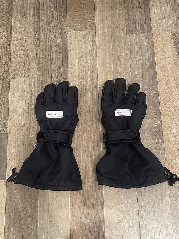 Gants: REIMA tec Kinder Handschuhe 3 – D'occasion à Therwil par Bridges