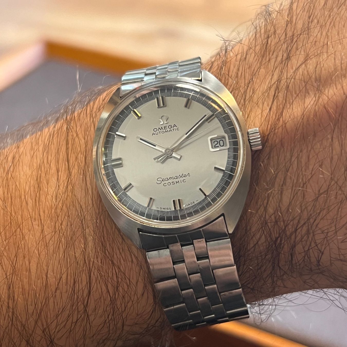 Omega Uhren: Omega Seamaster Cosmic Vintage Automatic Date 166.023 – Gebraucht aus Carouge GE von Watchaser 3