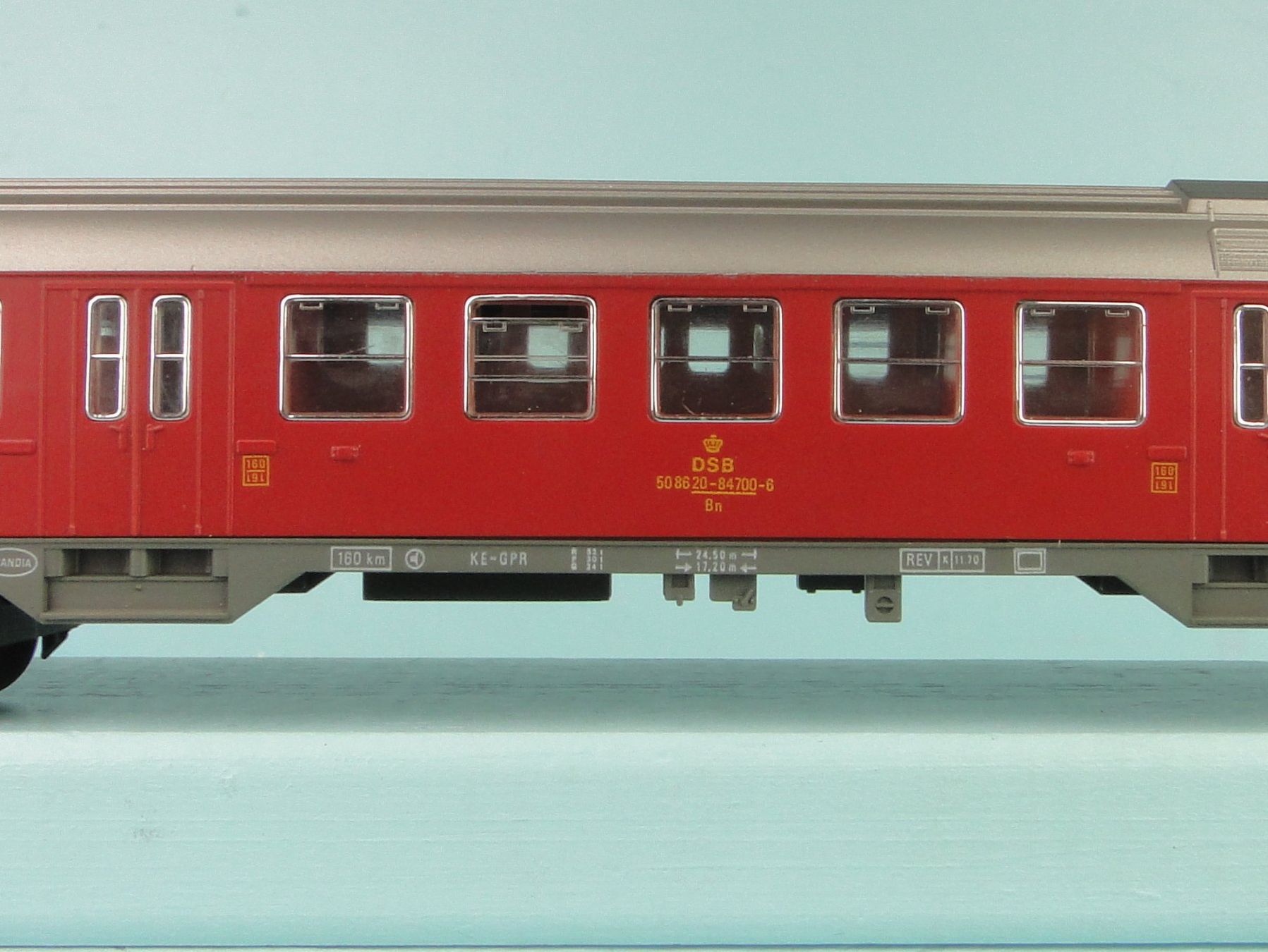 Fleischmann Modelleisenbahnen: Fleischmann 5157 DSB 2 Klasse, Neuwertig – Gebraucht aus Bülach von cann11 3