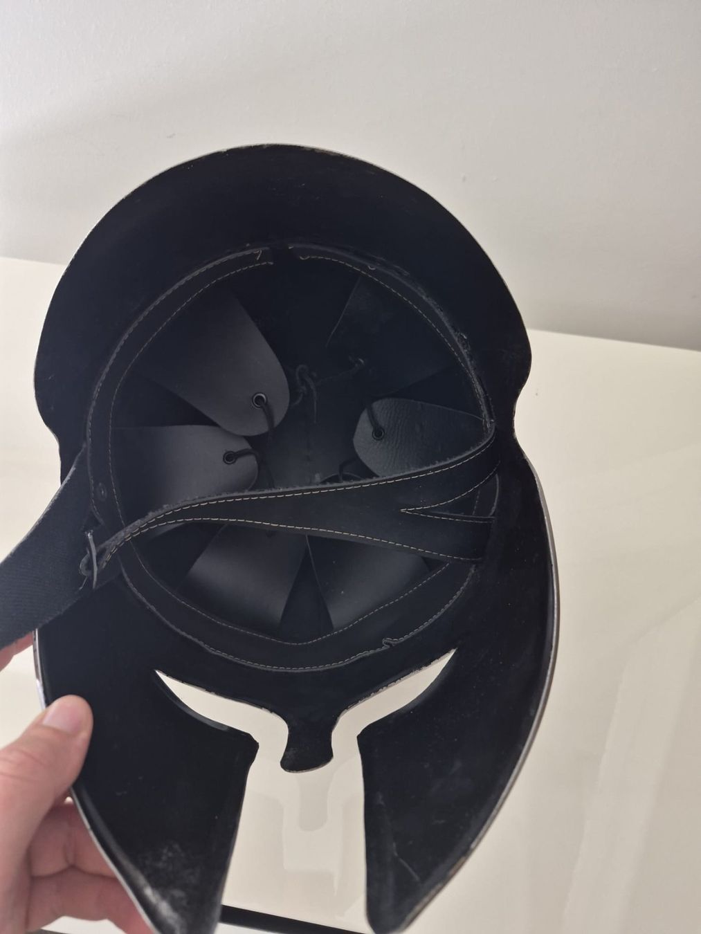 Abbigliamento & accessori d'epoca: Griechischer Kriegerhelm aus Stahl – Usato da Basel venduto da remi_lf 1