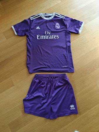 Real Madrid Fussball Trikot Set, Adidas, Grösse M!