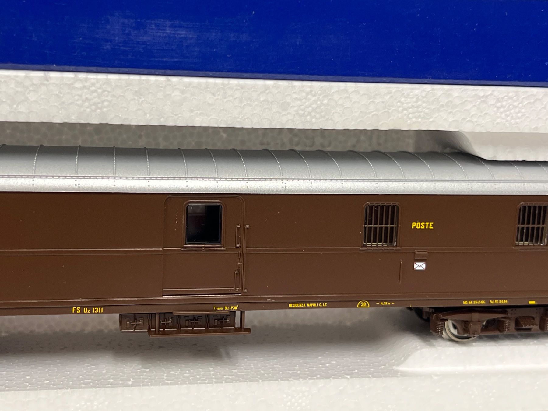 Roco Modellini di ferrovie: Roco 44695 FS Poste H0 DC – Nuovo e nell'imballaggio originale da Neuenhof venduto da ludovicco 1