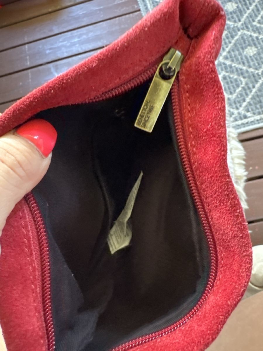 Benetton Borse: Benetton Handtasche Rot  mit Kette  – Difettoso da Zürich venduto da Belisimo 5