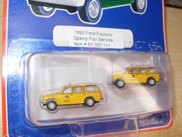 N: 2 x Ford Explorer gelb