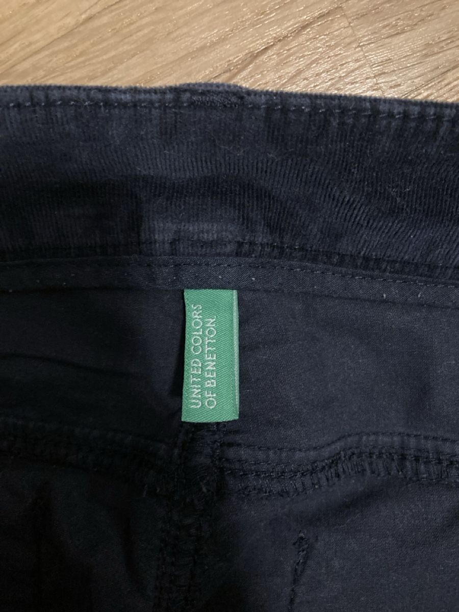 Benetton Pantaloni: Benetton Frauen Hose – Usato da Urtenen-Schönbühl venduto da alessibas 3