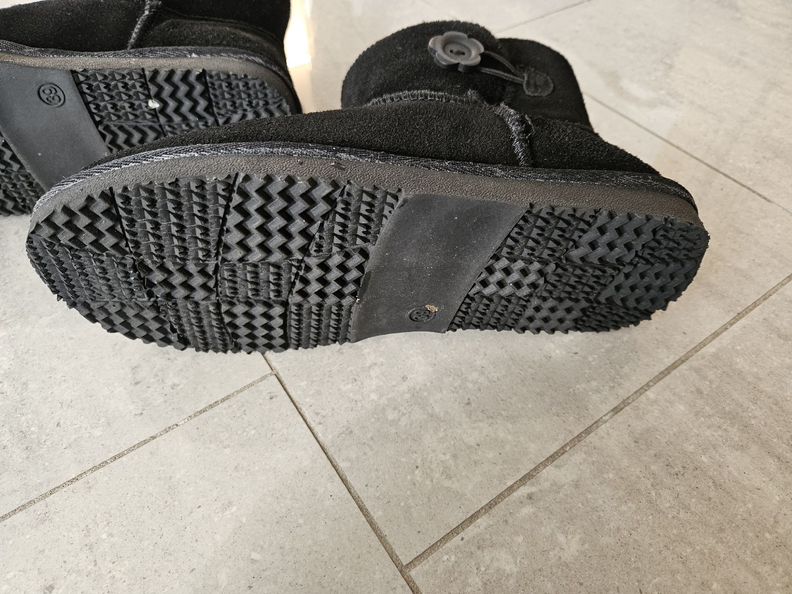 Scarpe da donna: Winterstiefel, Winterschuhe, Schuhe – Nuovo (secondo la descrizione) da Wiesendangen venduto da Sinhuk 2