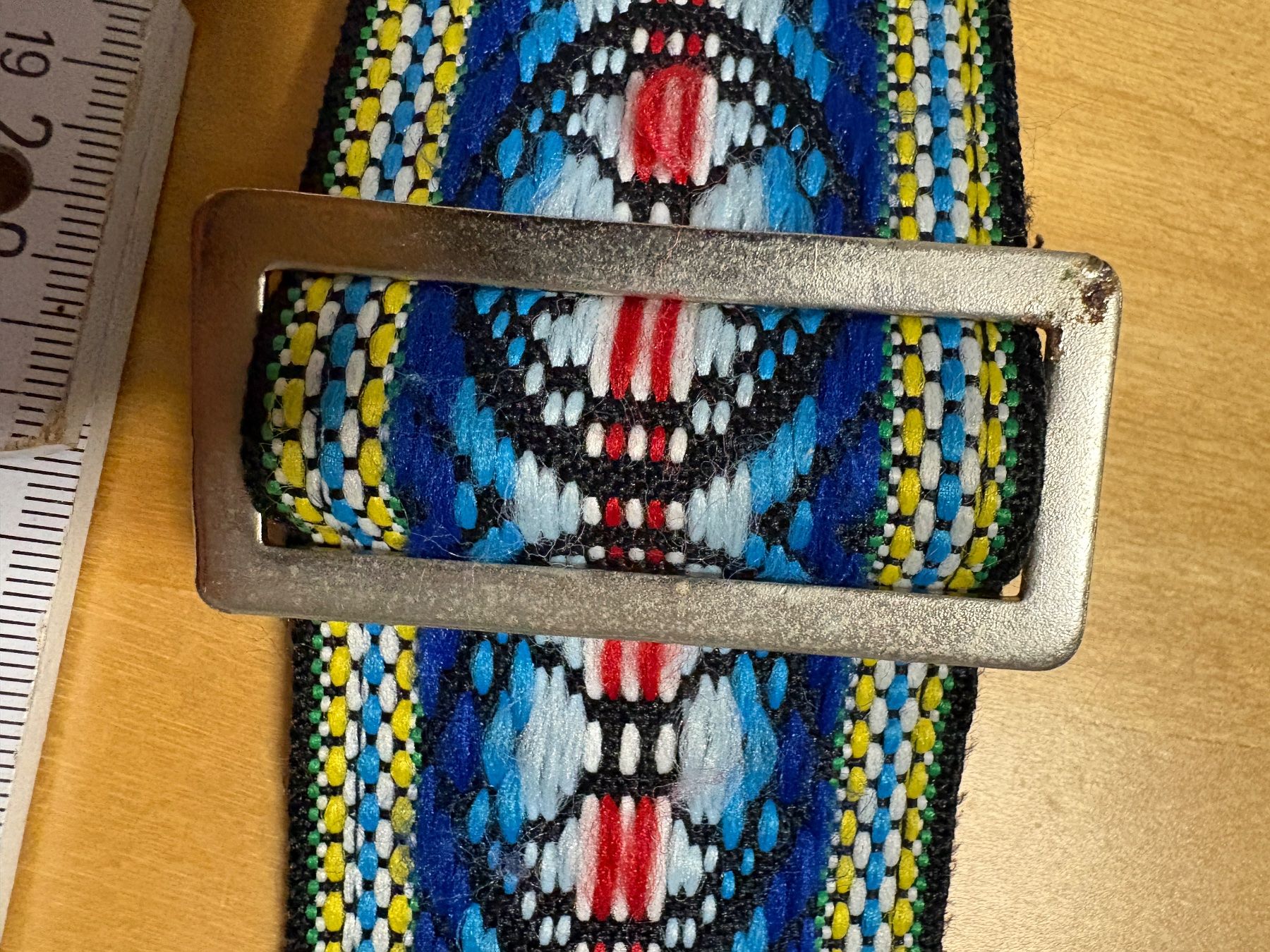 Strumenti musicali: Gebrauchter älterer Gitarrengurt – Usato da Auenstein venduto da 5222