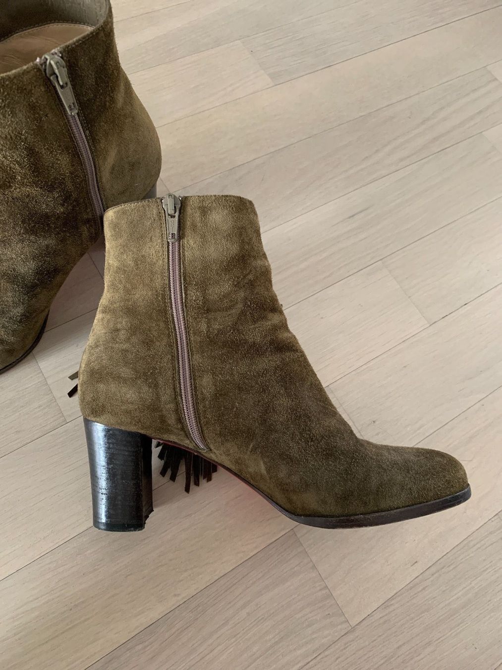 Christian Louboutin Scarpe da donna: Christian Louboutin Grösse 37.5 – Usato da Männedorf venduto da kajuar 2