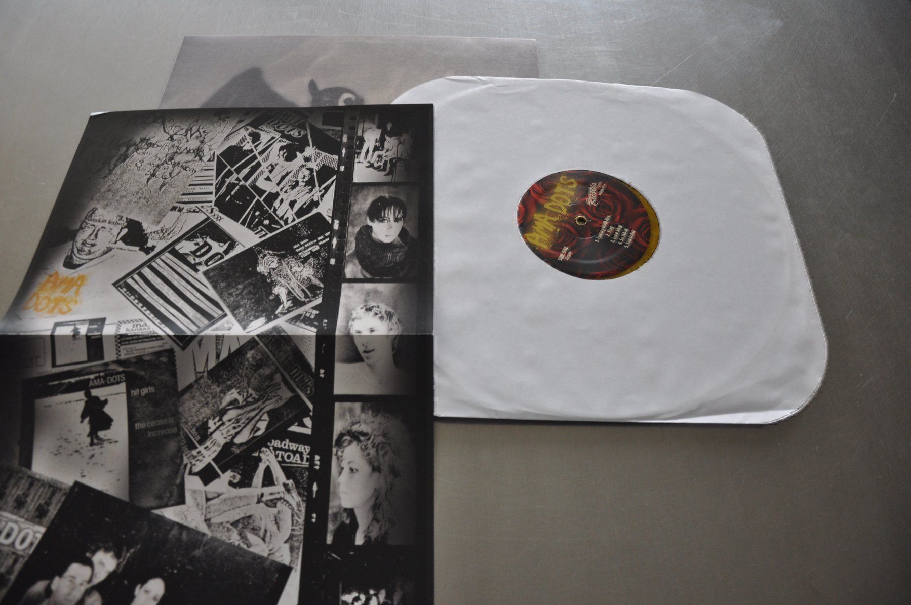 Vinyles: AMA-DOTS LP SAME – Neuf (Voir description) à Sion par jaipur1401 2