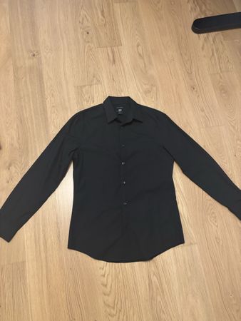 Herrenhemd schwarz H&M Slim Fit Grösse S guter Zustand