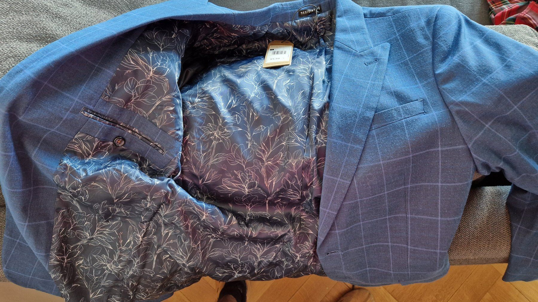 Anzüge: Vest + pantalone – Neu und originalverpackt aus Le Grand-Saconnex von arkanoid555 5