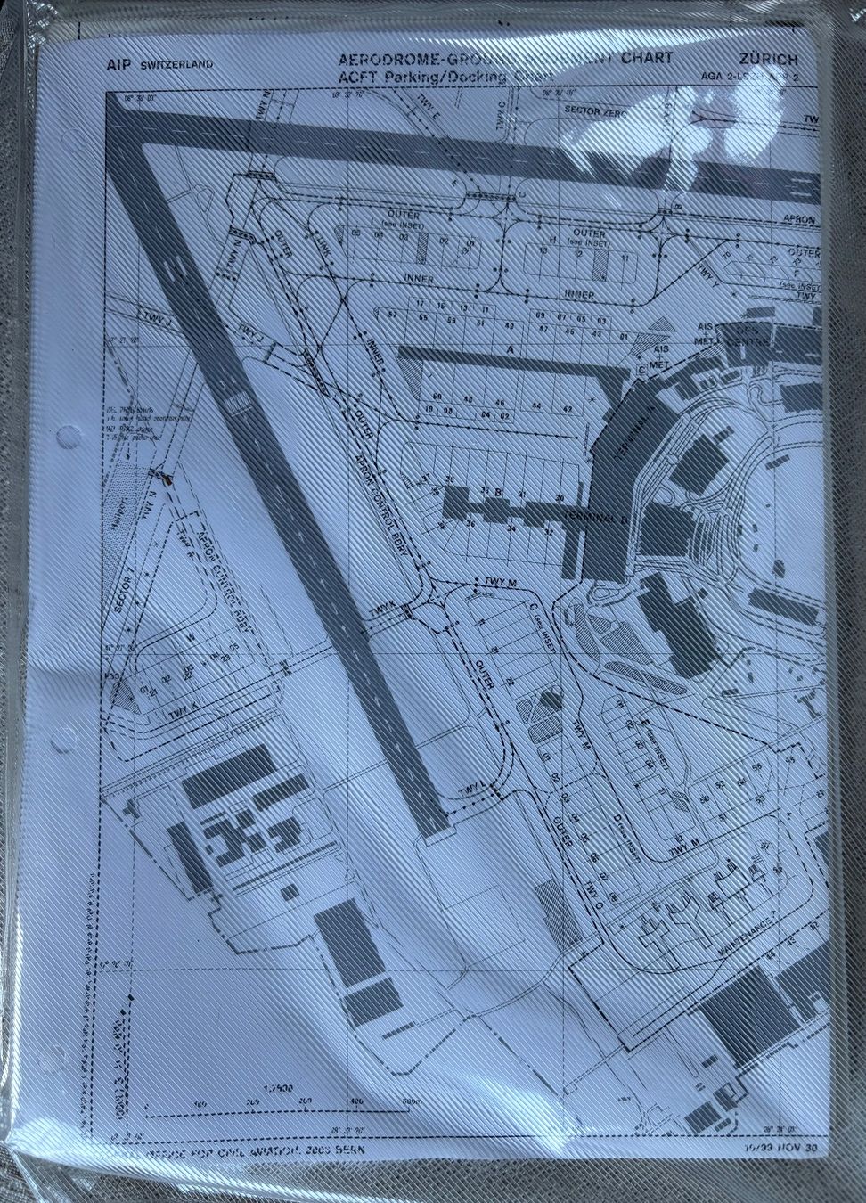 Kit bricolage: Bastelbogen Airport Zurich 1998 – Nuovo (secondo la descrizione) da Ebnat-Kappel venduto da pourlemerite 1