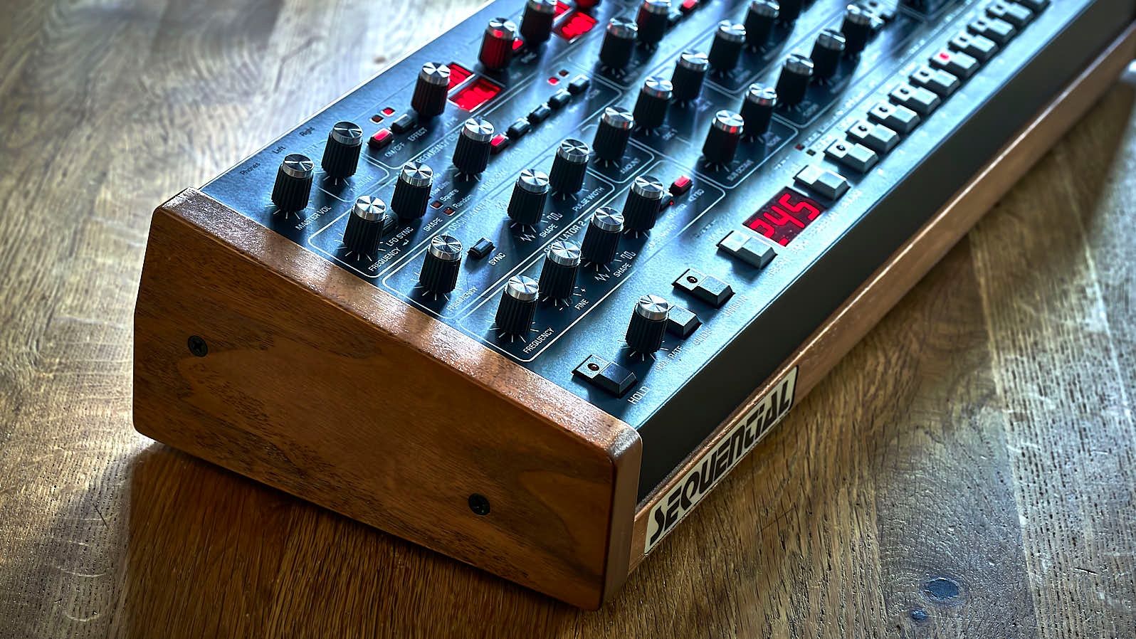 Sequential Instruments de musique: Sequential Prophet 6 Modul – D'occasion à Lützelflüh-Goldbach par johcard 3