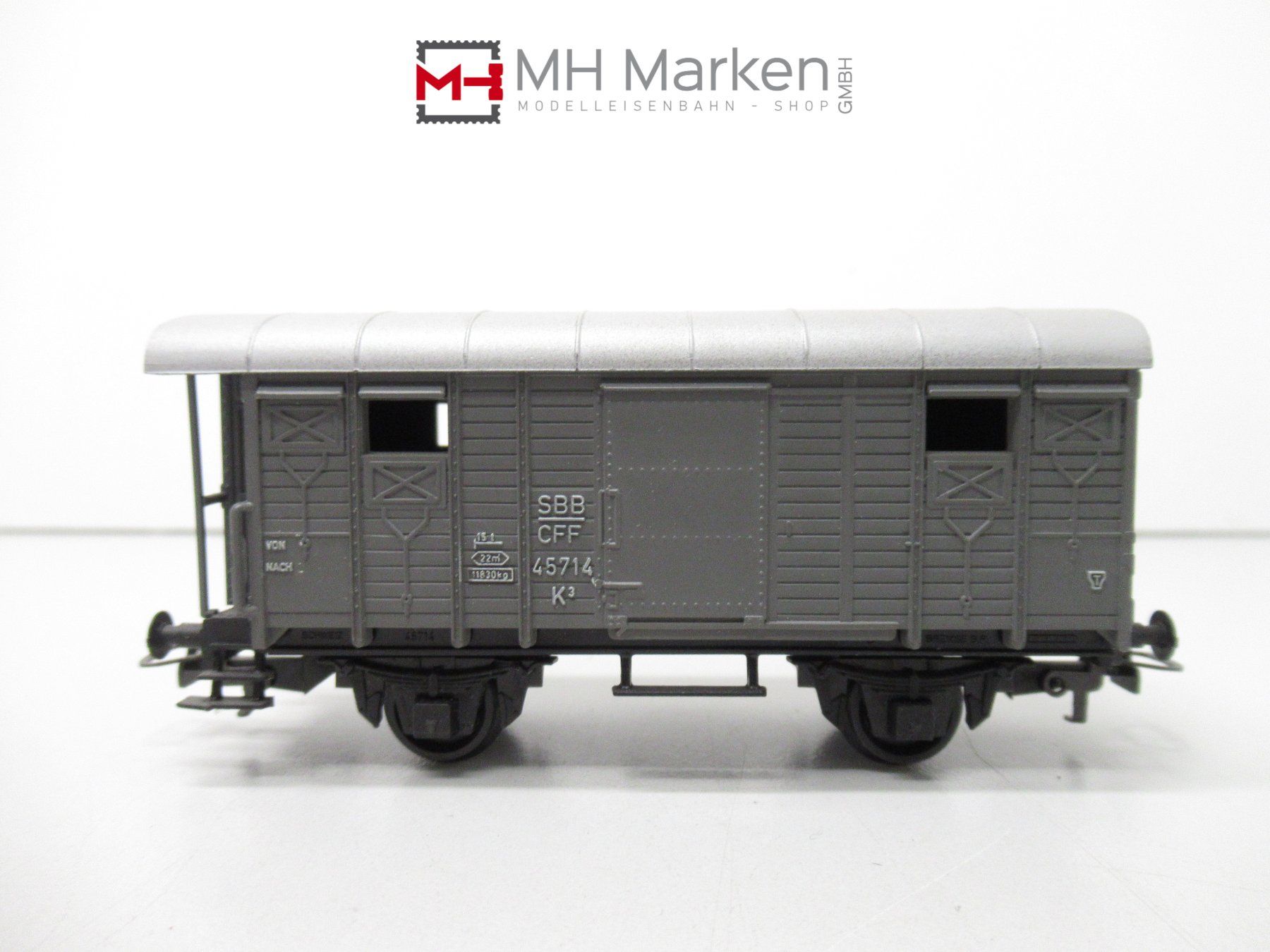 Kleinbahn Modellini di ferrovie: Kleinbahn 302 gedeckter Güterwagen der SBB CFF FFS grau DC – Usato da Basel venduto da mhmarken
