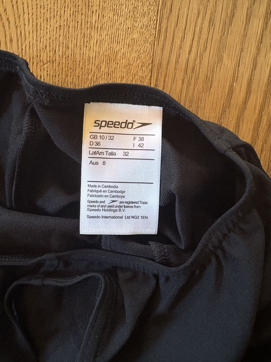 Speedo Costumi da bagno & Bikini: Speedo Badeanzug Gr. 38 – Nuovo (secondo la descrizione) da Serneus venduto da bragi 2
