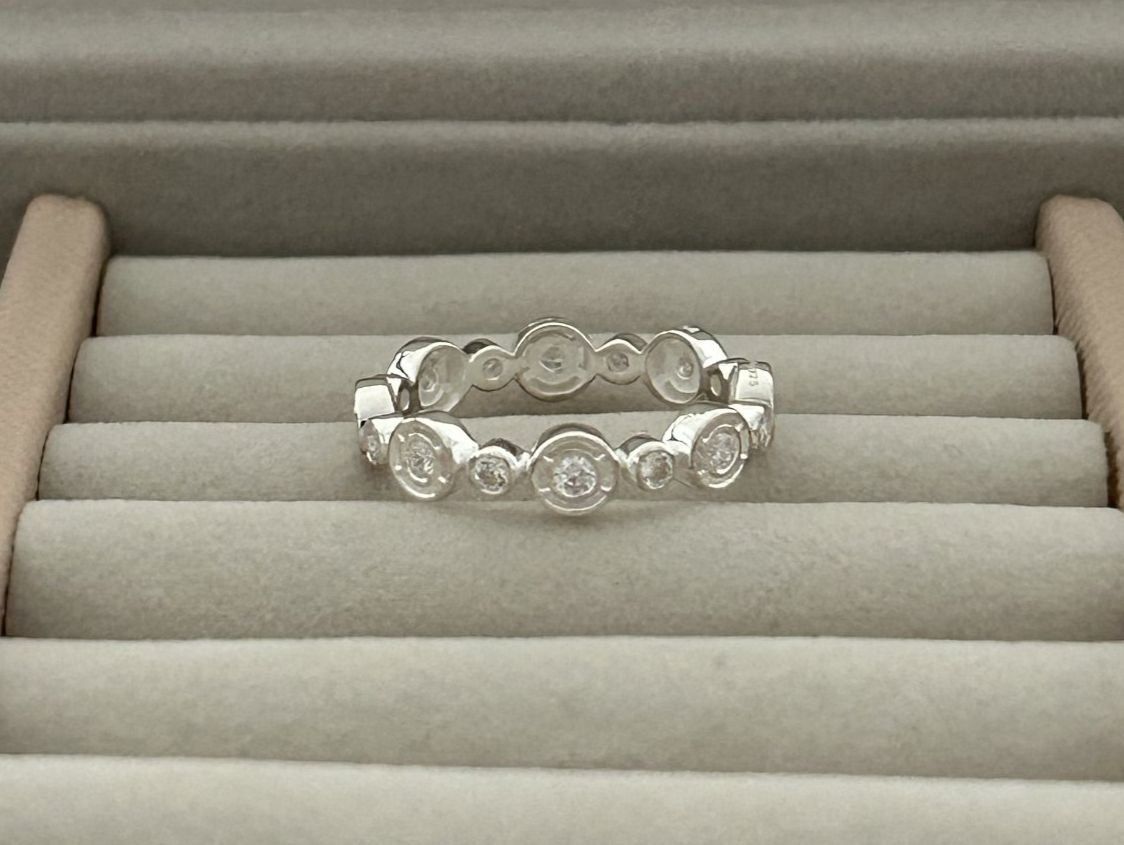Thomas Sabo Anelli: Original Thomas Sabo Ring Kreise mit weissen Steinen Silber – Nuovo (secondo la descrizione) da Rheinfelden venduto da Boutique_Luxe 1