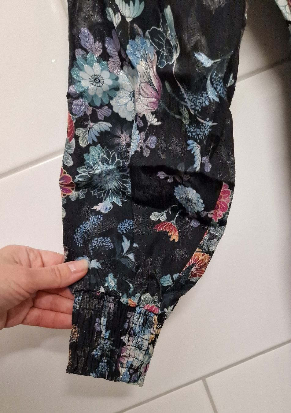 Only Vestiti: Only Kleid S – Usato da Zug venduto da opo_cy5d 2