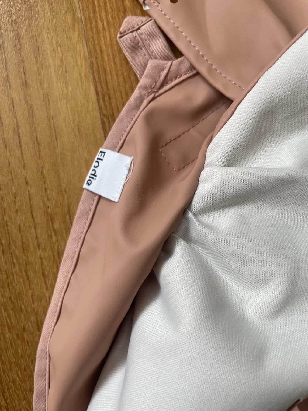 Pasti del neonato: Elodie Lätzchen Mädchen Rosa – Usato da Buchs SG venduto da VintageHomeCH 2