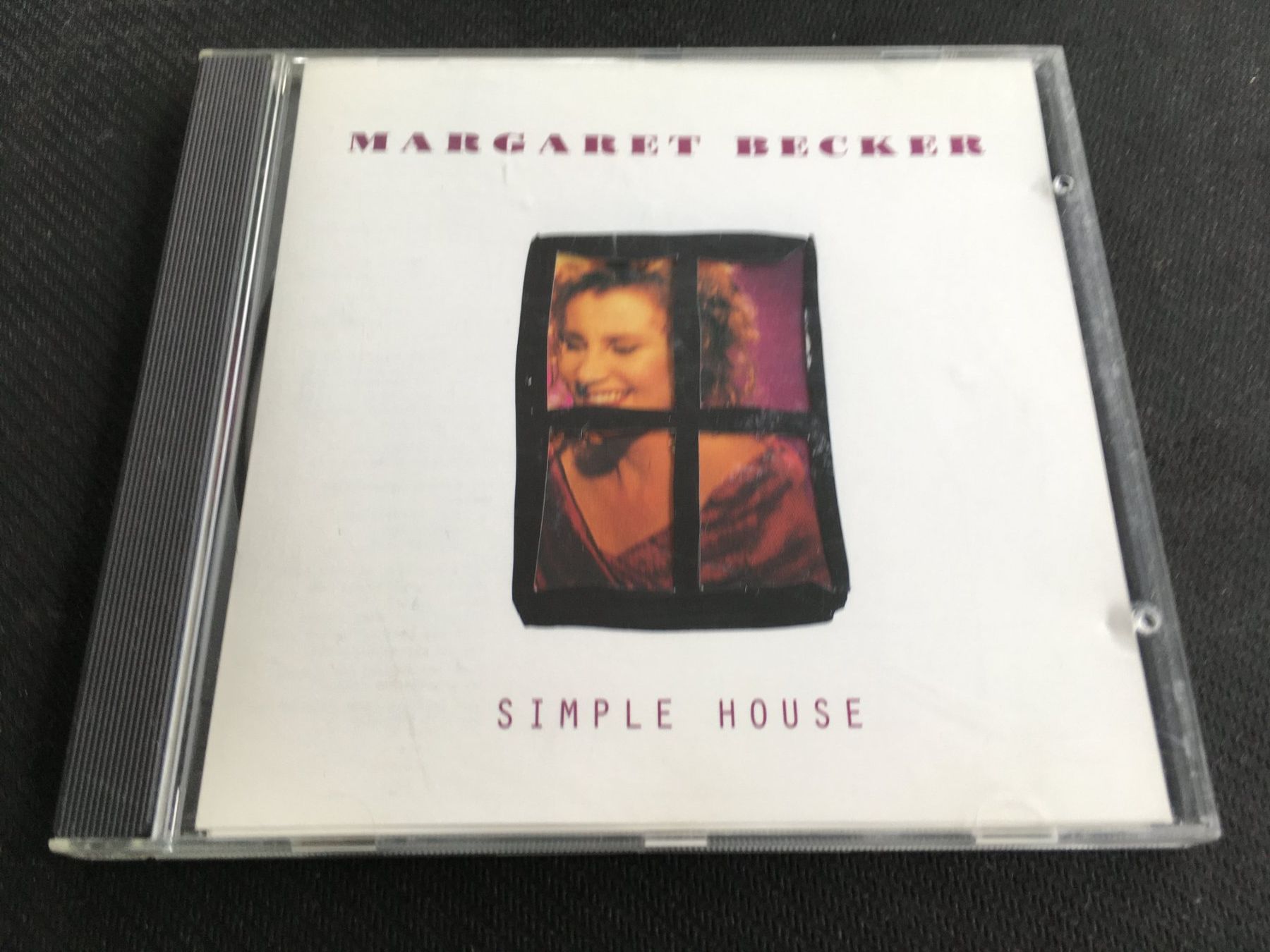 CD: Margaret Becker - Simple House -CD- – Usato da St.Gallen venduto da MedienJoe
