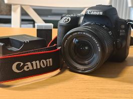 Canon EOS 200D & 18-55mm IS STM - Top - Nur 2360 Auslösungen