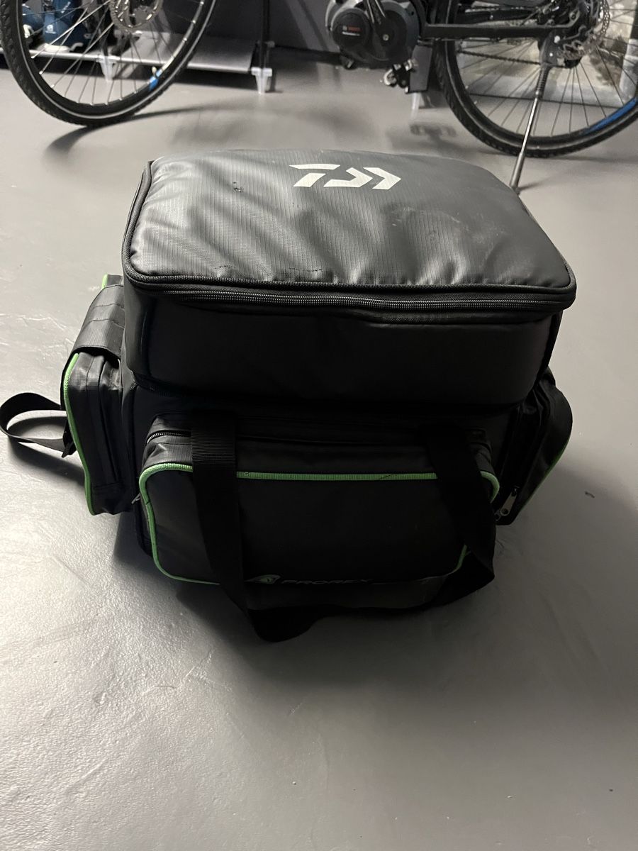 Daiwa Esche: Daiwa Prorex Kunstködertasche – Usato da Steinach venduto da sey_xn72 3