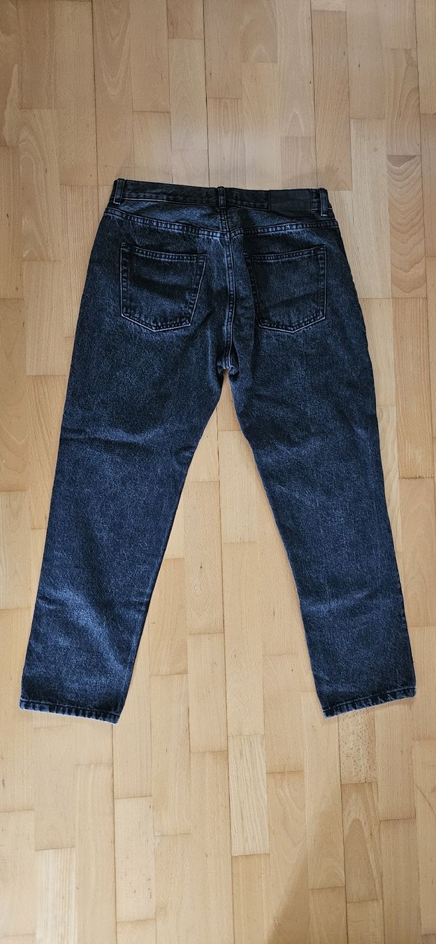 Pull&Bear Jeans: Pull&Bear Jeans Regular Fit schwarz Grösse 40 – Usato da Rombach venduto da ThriftBetter 2