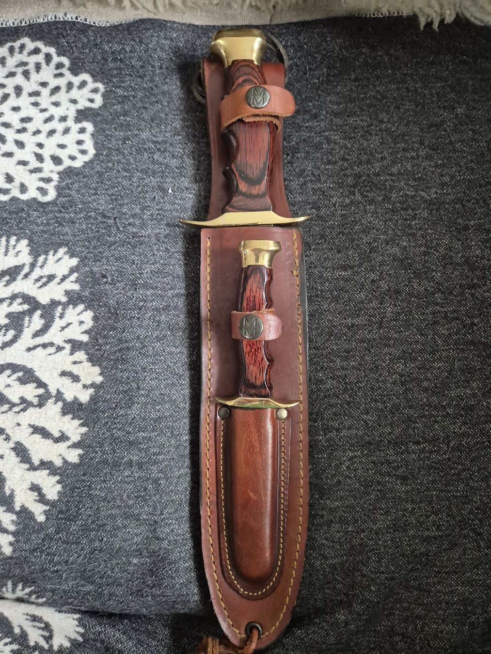 Muela Accessori: MuelaJagdmesser Set, Leder Scheide – Usato da Binningen venduto da rom_9ls7