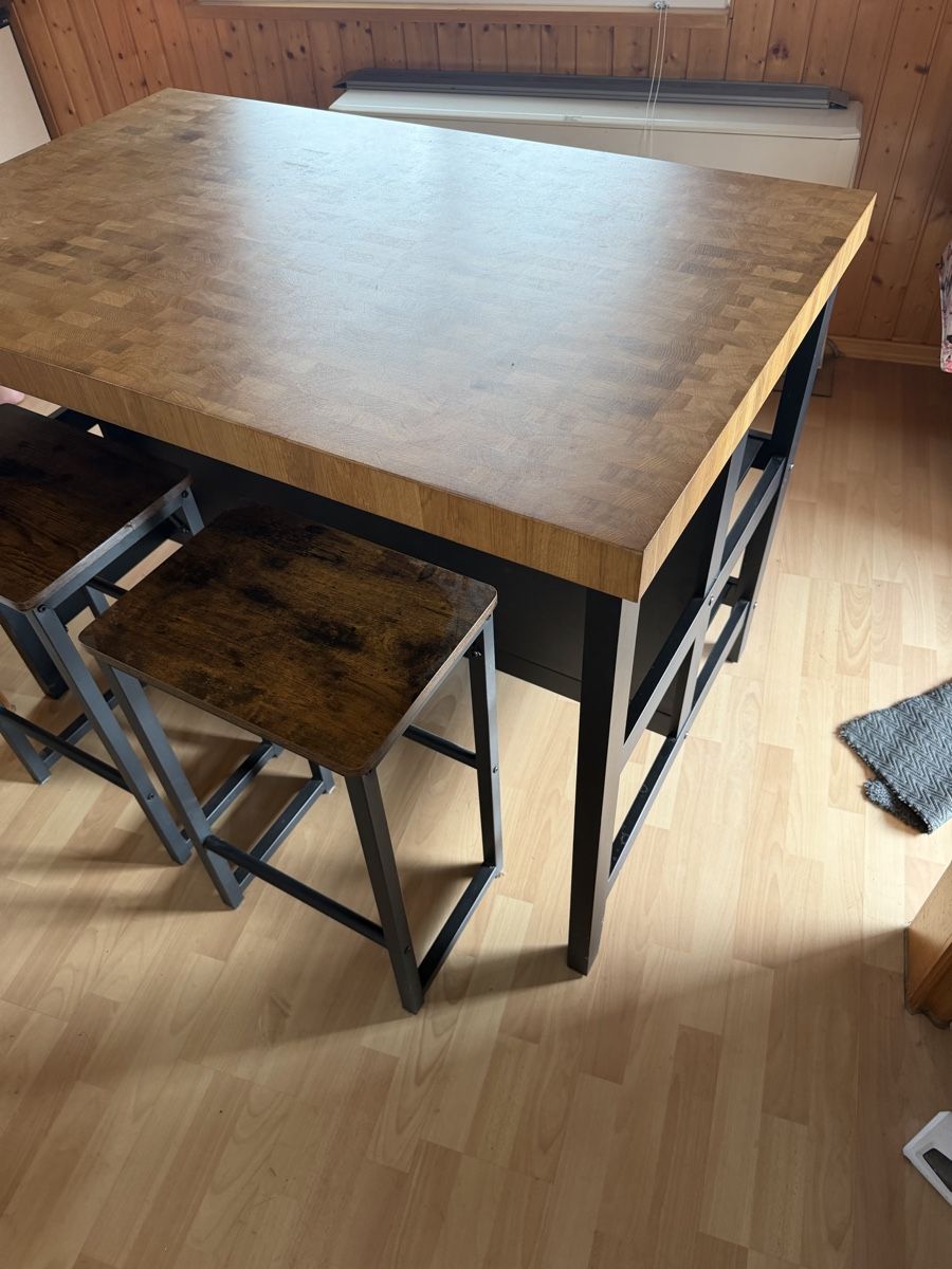 Ikea Komplettküchen: Küchensinsel Ikea Vadholma mit 2 Barhocker – Gebraucht aus Erlinsbach SO von Veelvet42 1
